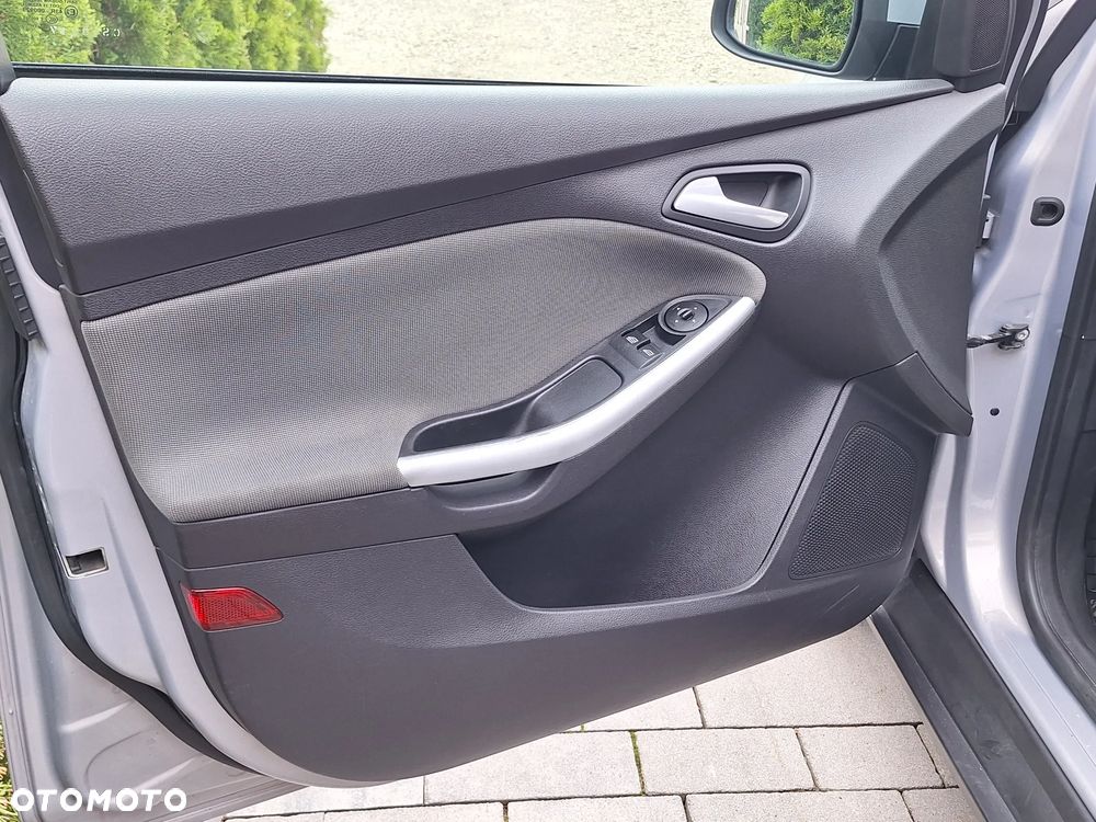 Ford Focus 1.6 TDCi ECOnetic 99g Start-Stopp-System Trend - 30
