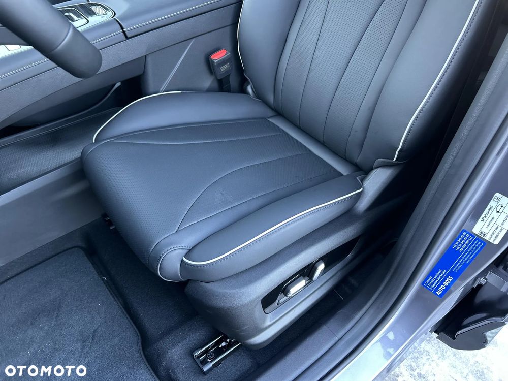 Omoda 5 1.5 T-GDI Hybrid Premium DHT - 12