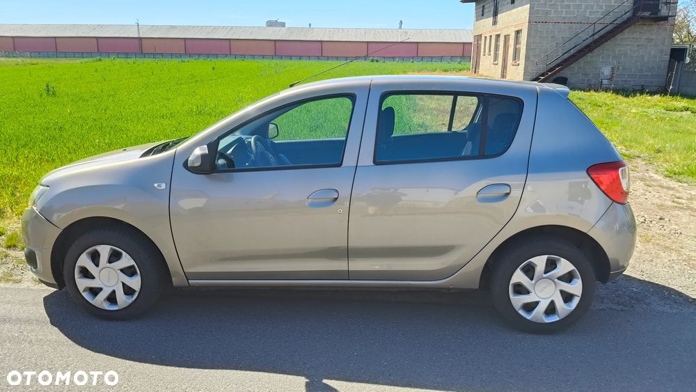 Dacia Sandero - 2