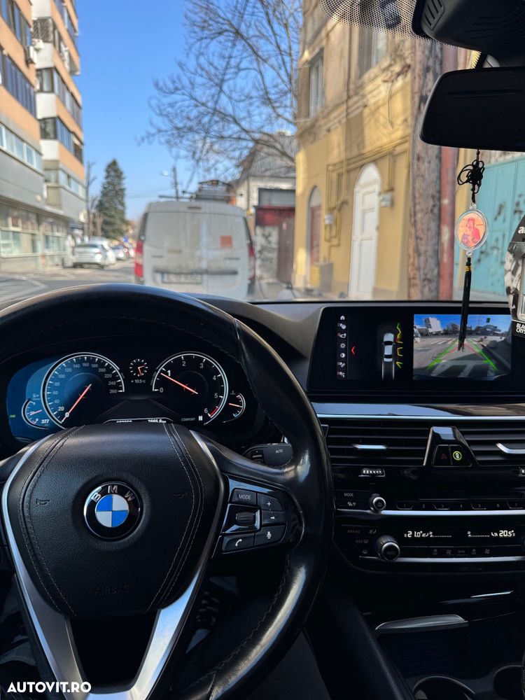 BMW Seria 5 520d Efficient Dynamics Edition Aut. Sport Line - 8