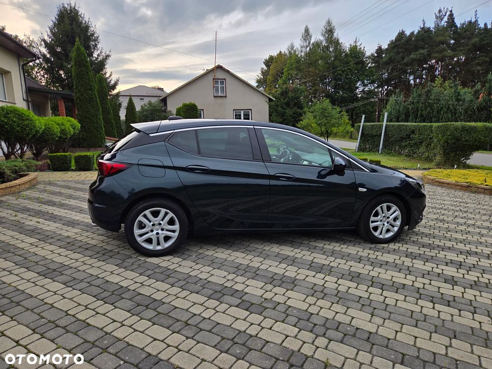 Opel Astra 1.6 T Dynamic S&S - 10