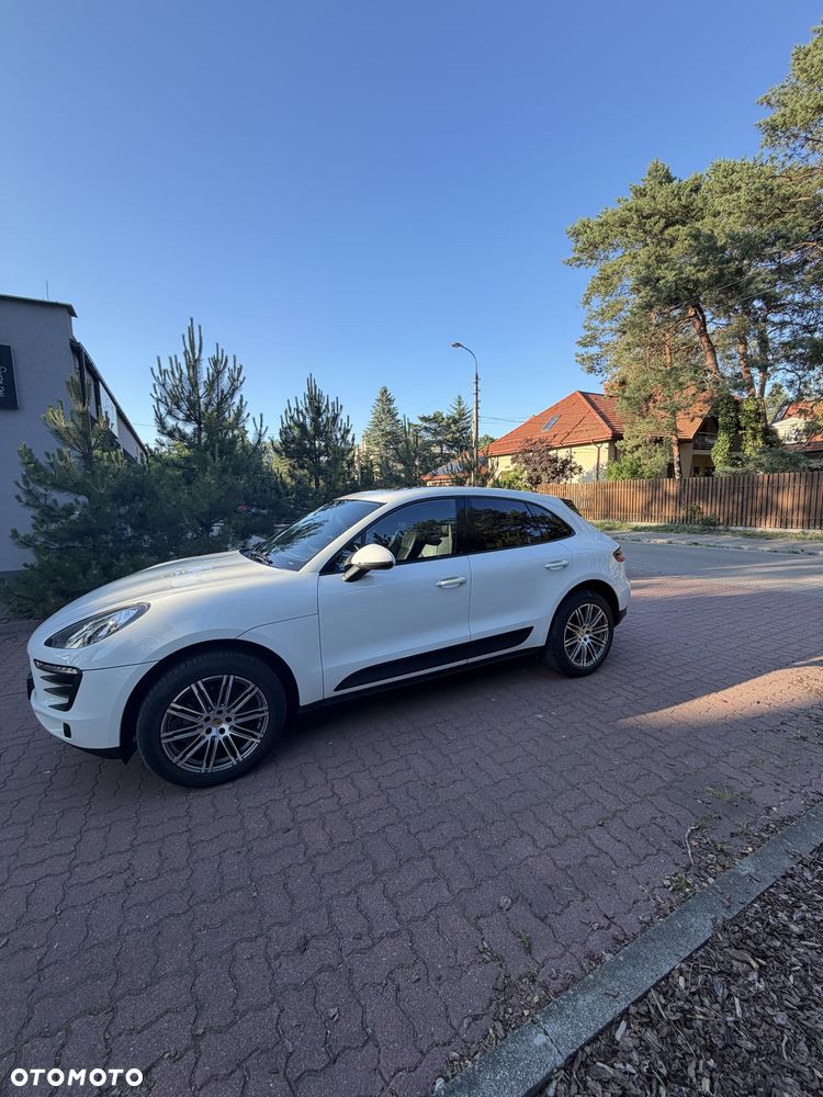 Porsche Macan Standard - 4