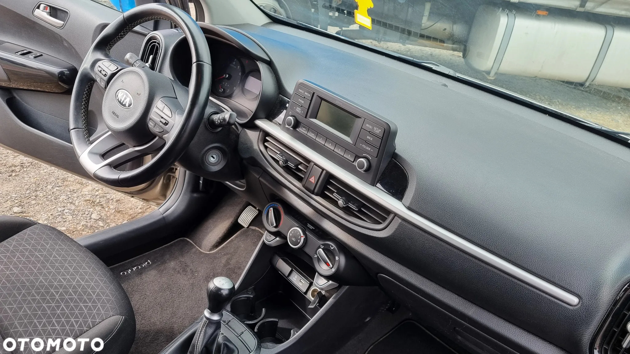 Kia Picanto 1.0 Attract - 30