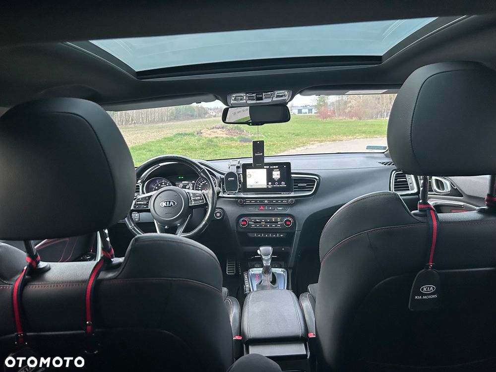 Kia ProCeed - 11