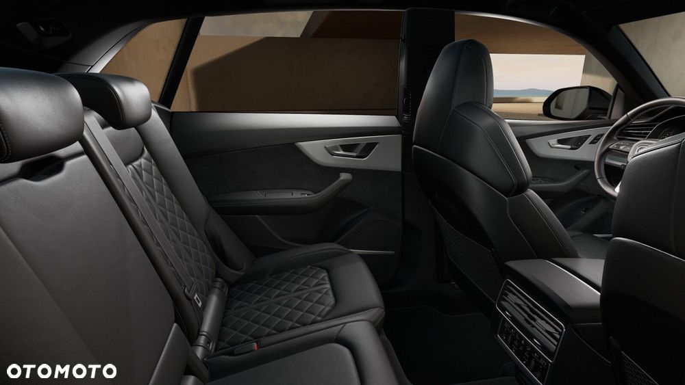 Audi SQ8 - 12