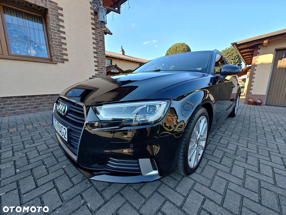 Audi A3 Sportback 2.0 TDI Attraction - 1