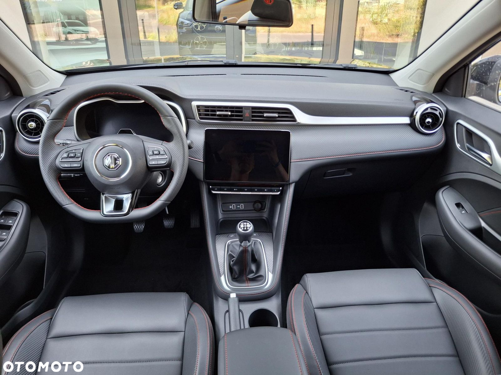 MG ZS - 9