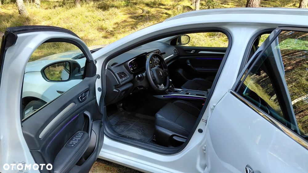 Renault Megane 1.5 Blue dCi Techno EDC - 12