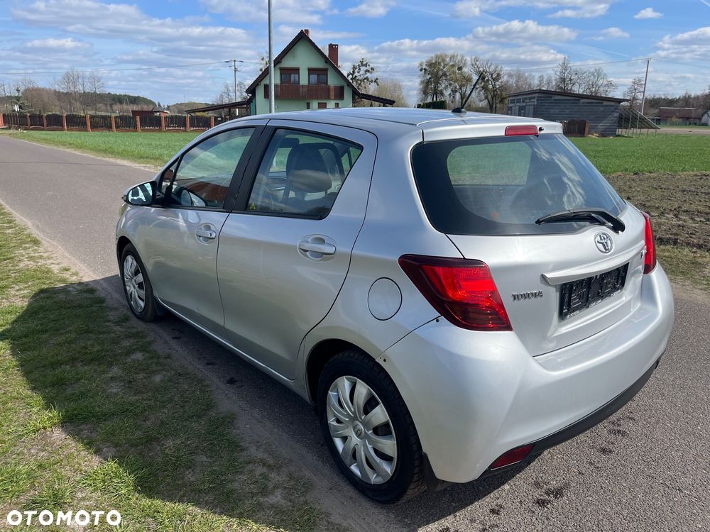Toyota Yaris 1.4 D-4D Comfort - 4