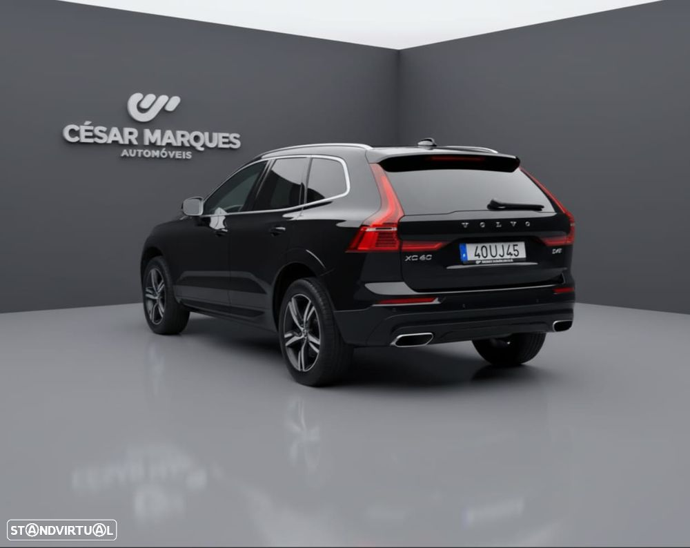 Volvo XC 60 2.0 D4 R-Design AWD Geartronic - 3