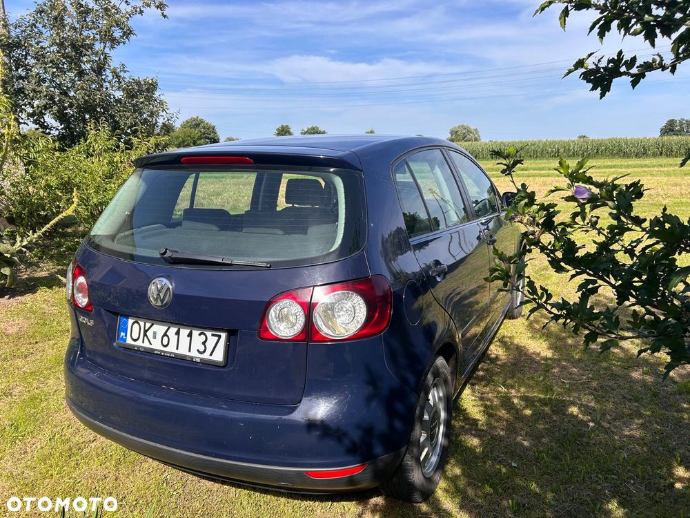 Volkswagen Golf Plus - 11