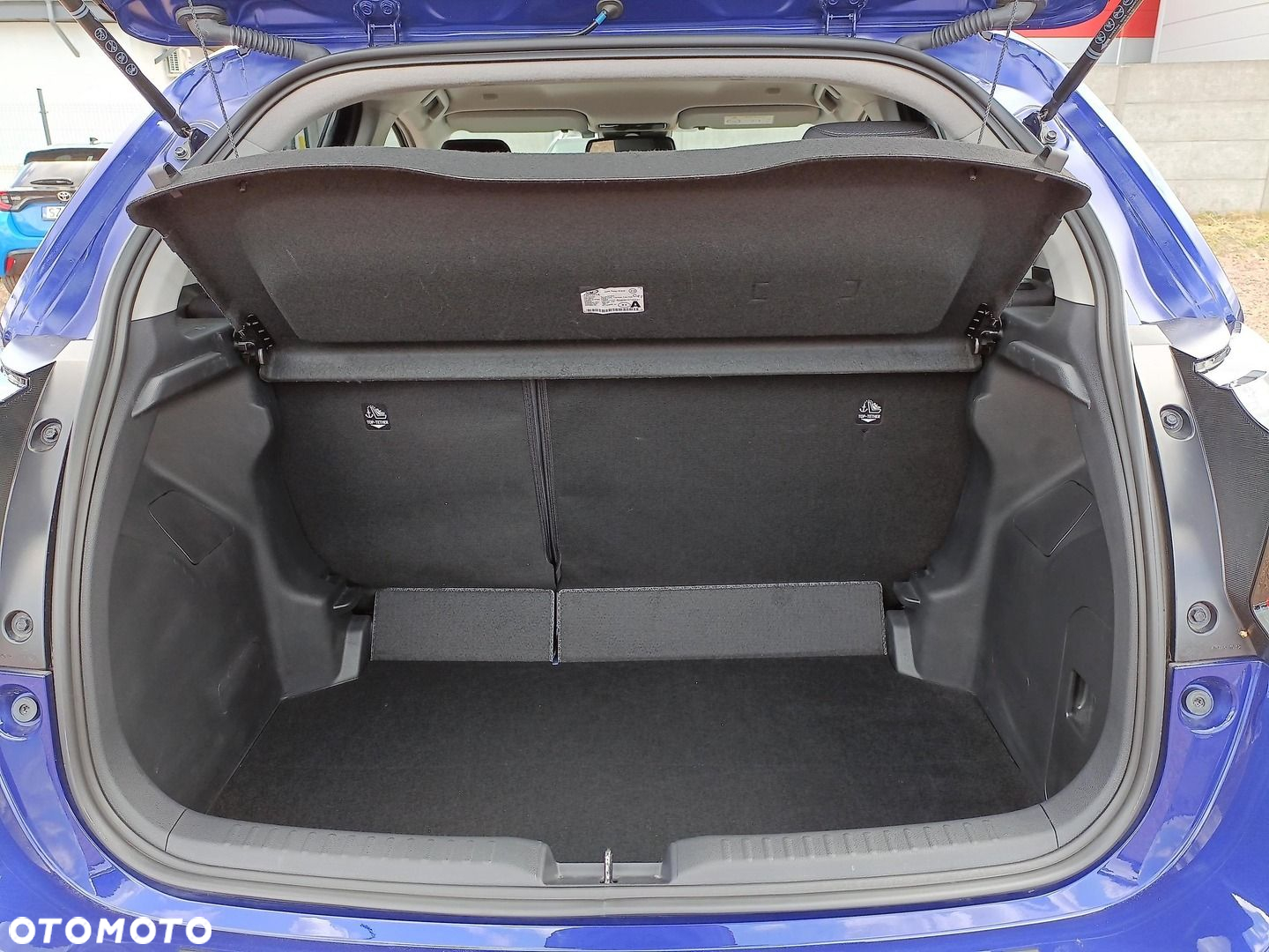 Toyota Yaris - 18