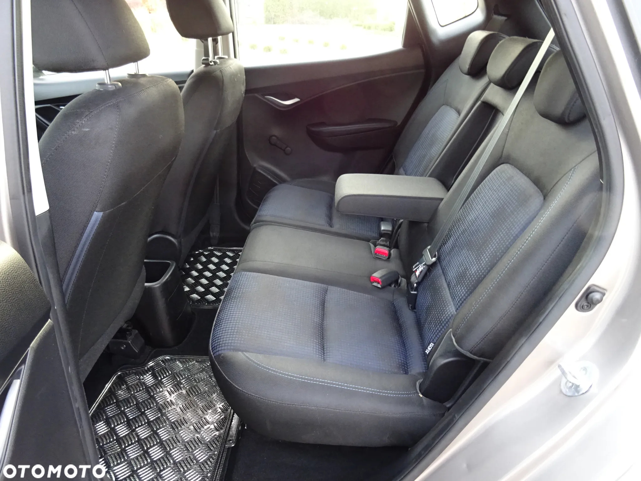 Hyundai ix20 1.4 blue Comfort - 10