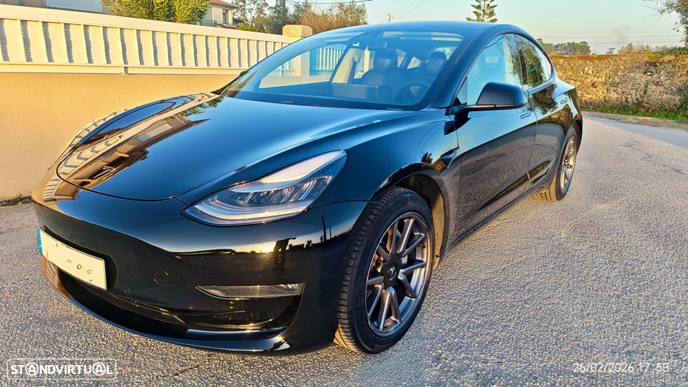 Tesla Model 3 Long-Range Dual Motor AWD - 2