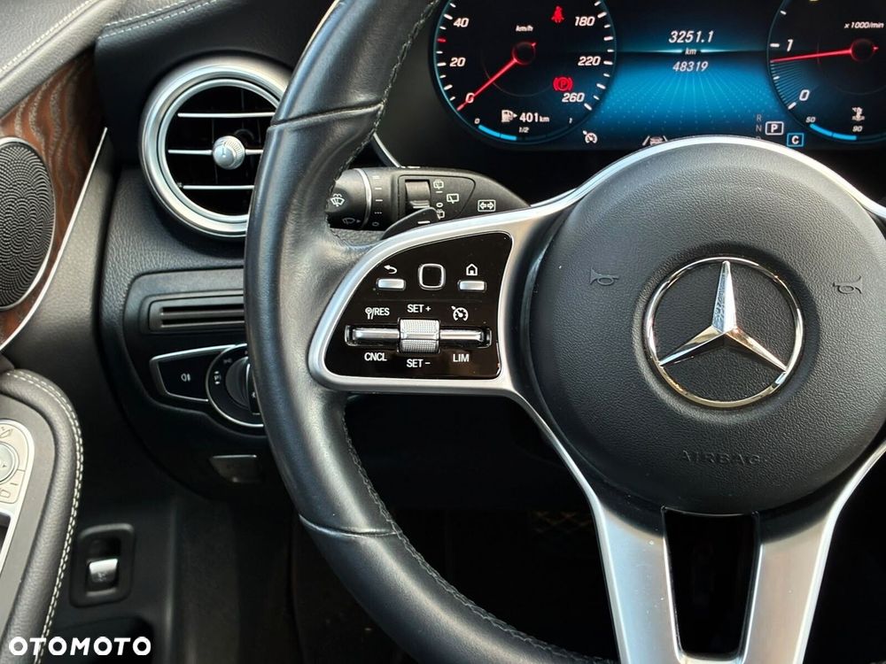 Mercedes-Benz GLC - 11