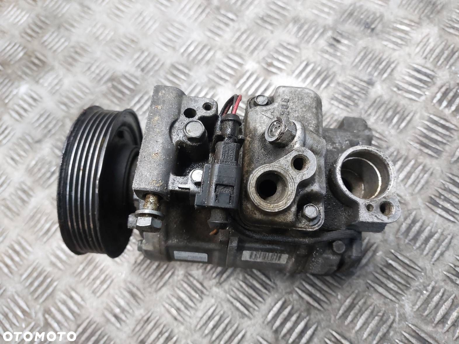 SPRĘŻARKA KLIMATYZACJI USZKODZONY AUDI A4 B6 1.8 T 447220-8413 - 6