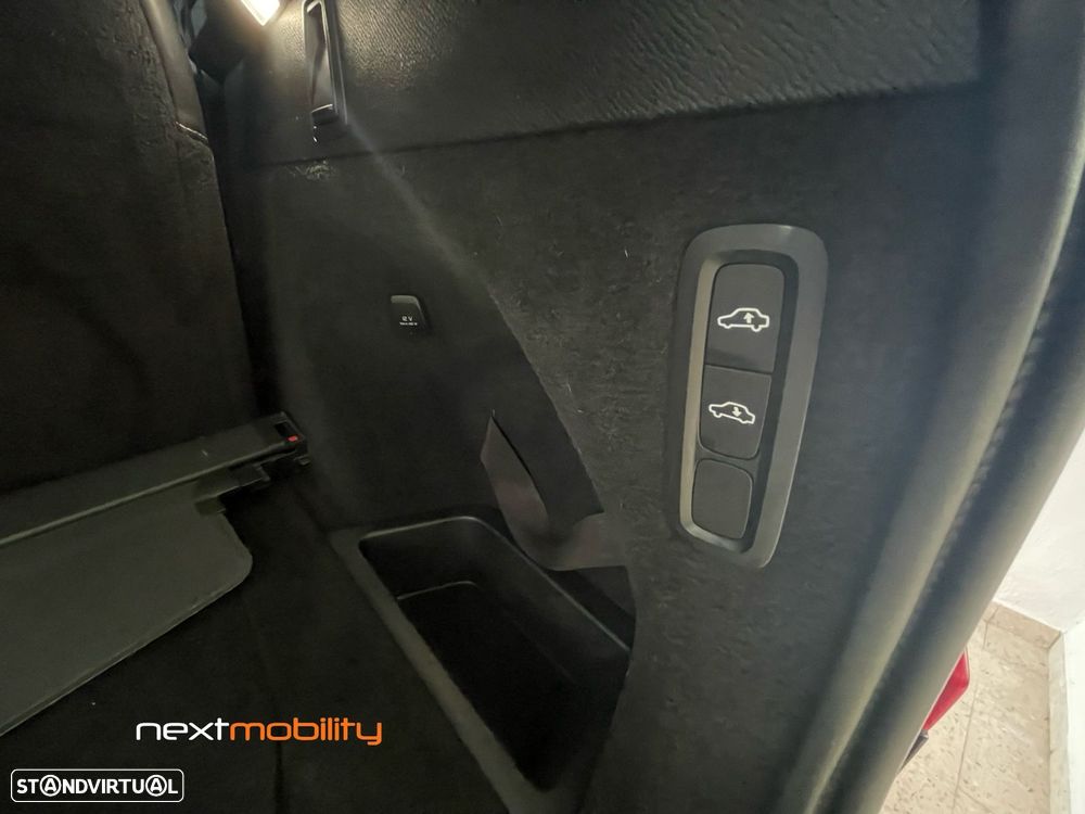 Volvo XC 90 2.0 T6 R-Design AWD - 24