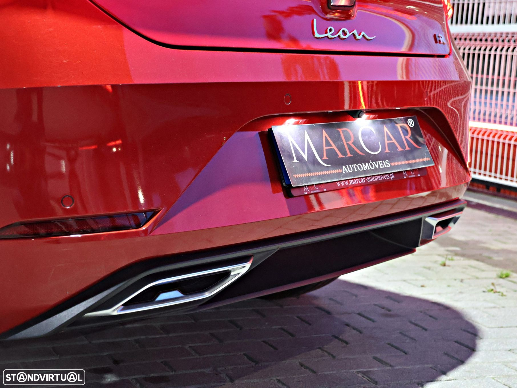 SEAT Leon 1.5 eTSI FR DSG - 12