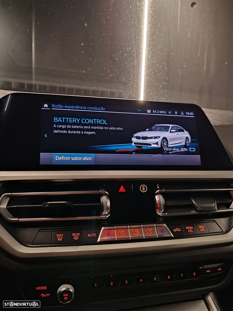 BMW 330 e Aut. Sport Line - 17