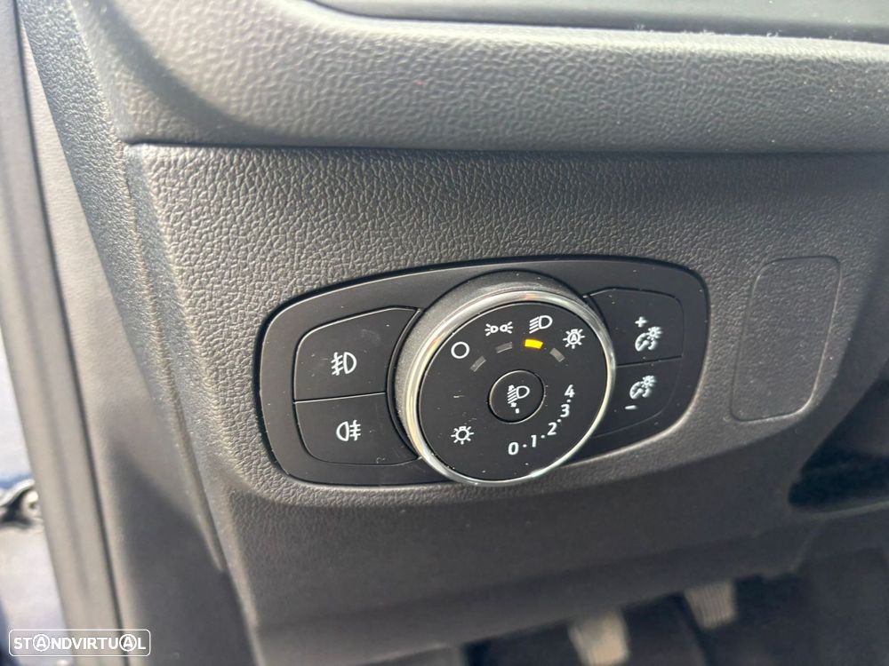 Ford Focus SW 1.5 TDCi EcoBlue ST-Line - 21