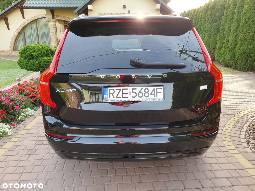 Volvo XC 90 - 8