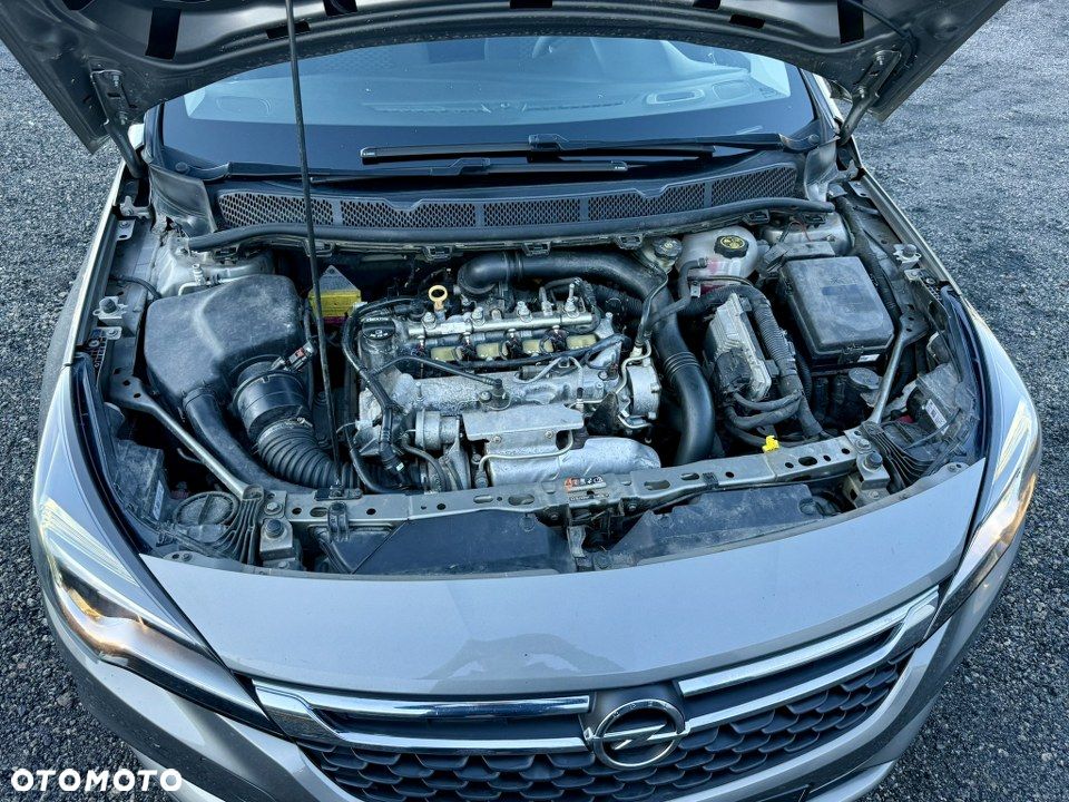 Opel Astra 1.4 Turbo Innovation - 37