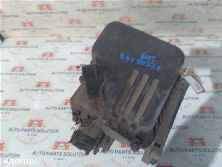 carcasa filtru aer kia ceed 1.4 b an fabr. 2009 - 1