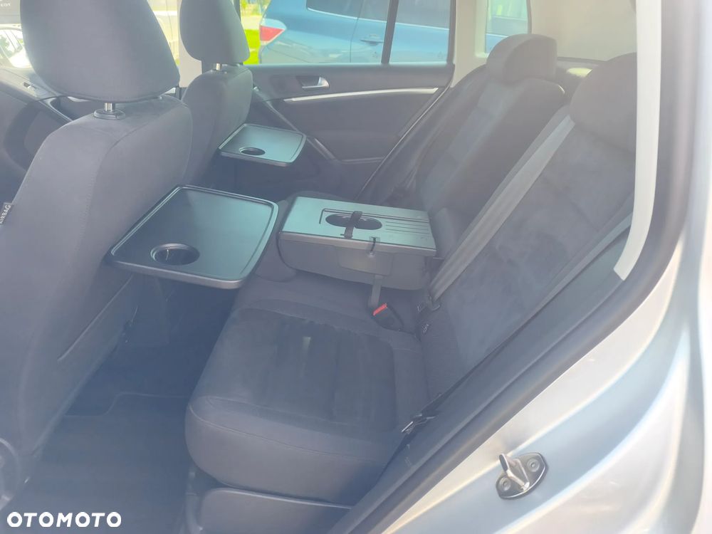 Volkswagen Tiguan - 24