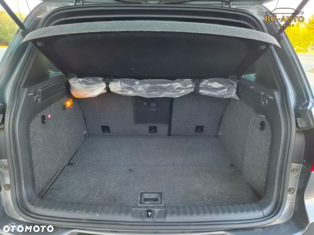 Volkswagen Tiguan - 31