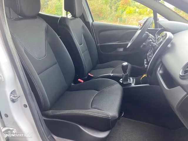 Renault Clio 1.5 dCi Dynamique S - 26