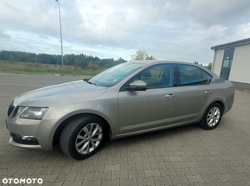 Skoda Octavia 1.5 TSI ACT Ambition - 6