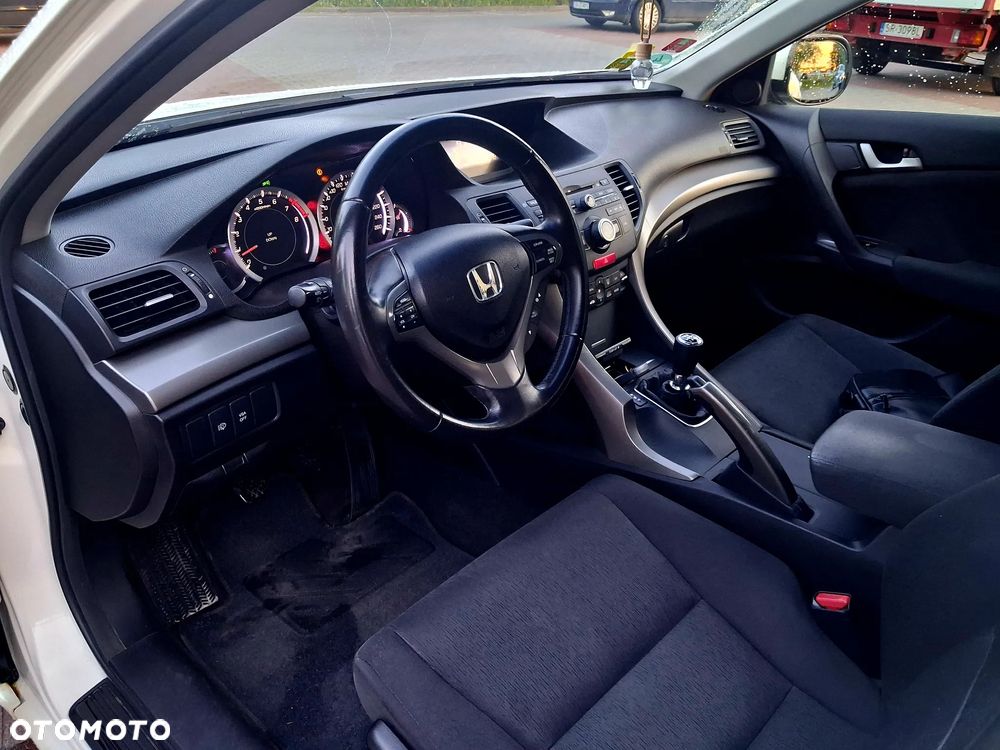 Honda Accord - 9