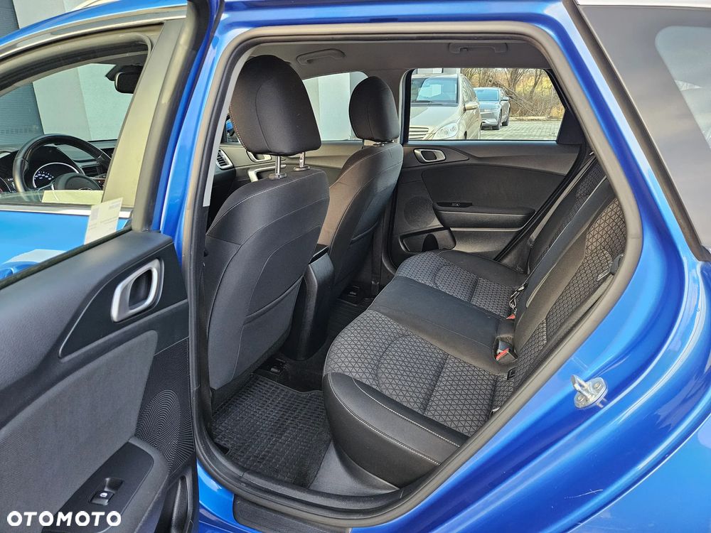 Kia Ceed 1.5 T-GDI M - 25