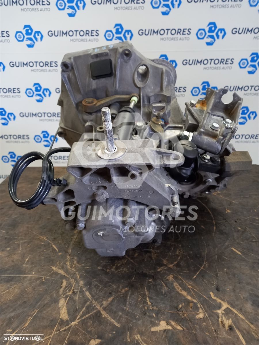 CAIXA VELOCIDADES FIAT IDEA 1.3MJET 70CV REF: 18.67-0932906 - MANUAL 5V - 1