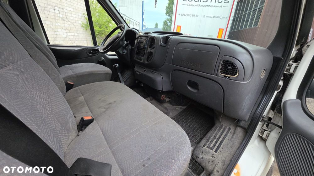 Ford Transit - 8