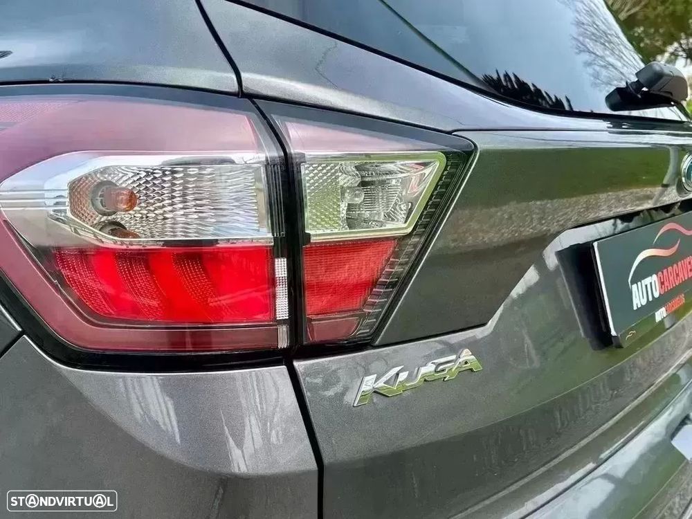 Ford Kuga 1.5 TDCi ST-Line Limited Edition - 19