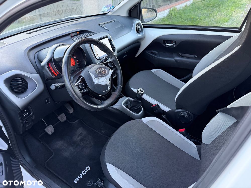 Toyota Aygo 1.0 VVT-i Sprint EU6 - 19