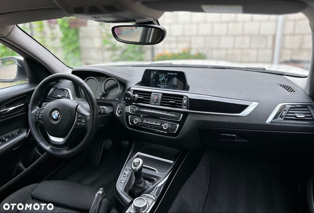 BMW Seria 1 116d EfficientDynamics Edition Sport Line - 21