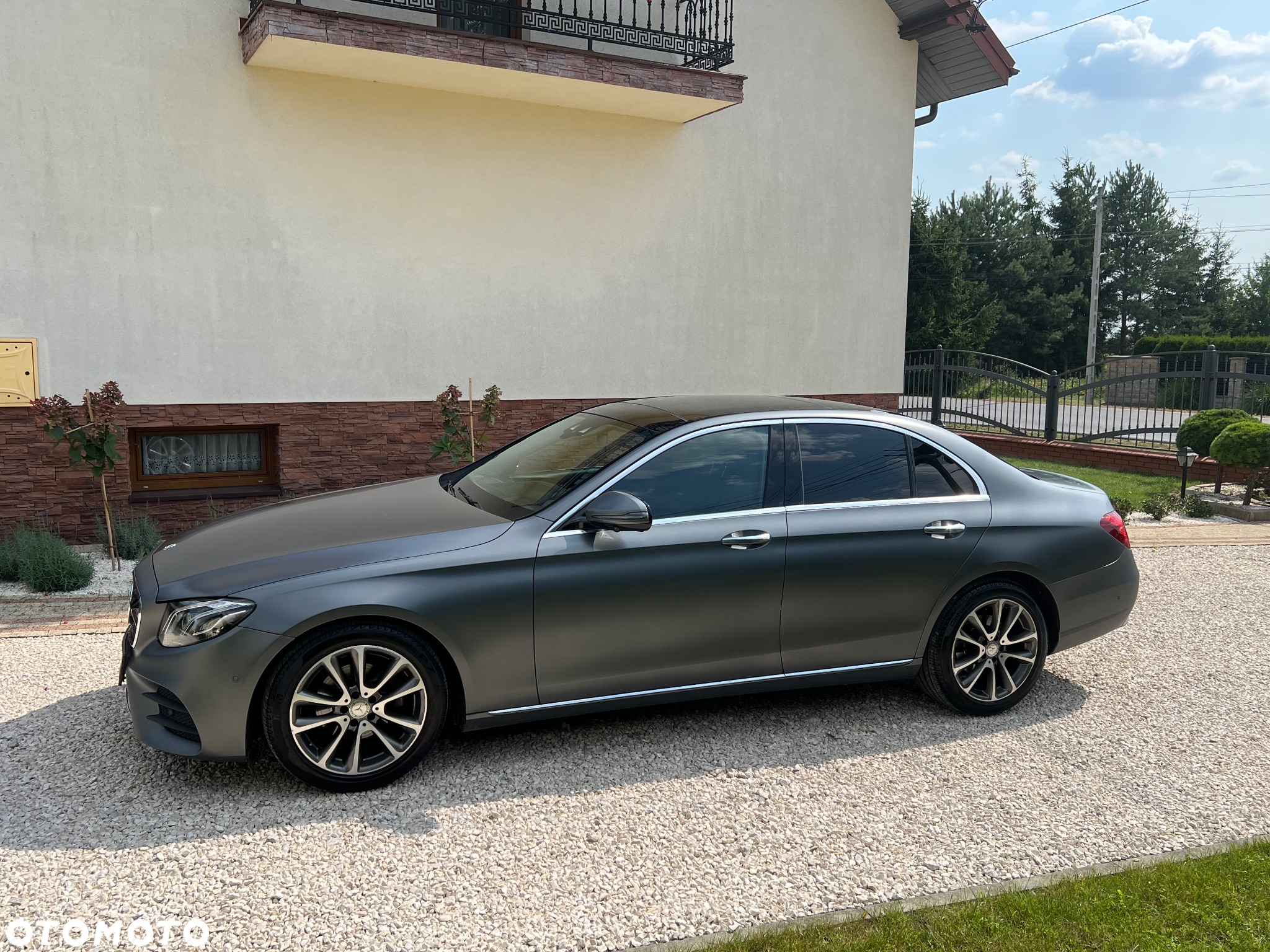 Mercedes-Benz Klasa E - 12