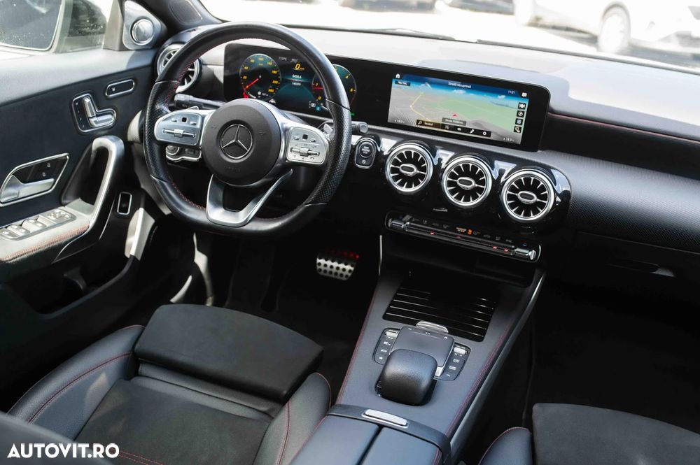 Mercedes-Benz A 220 d 4Matic 8G-DCT Advanced AMG Line - 9
