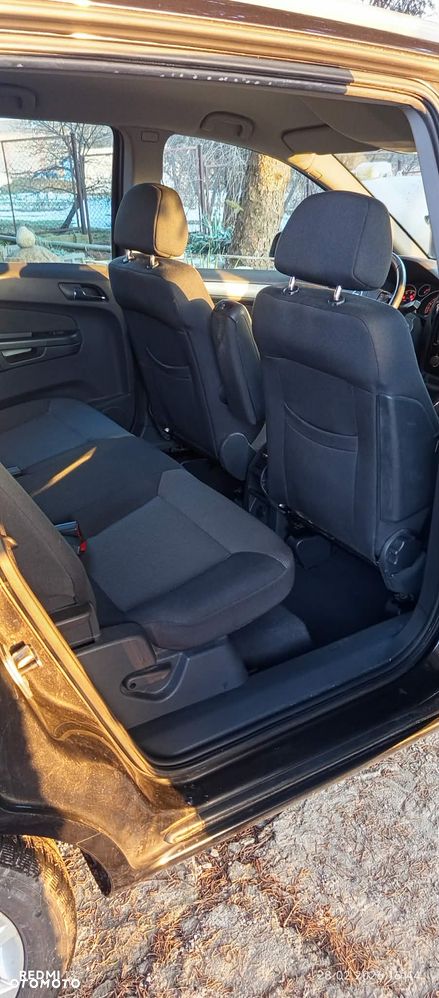 Opel Zafira 1.8 Family - 14