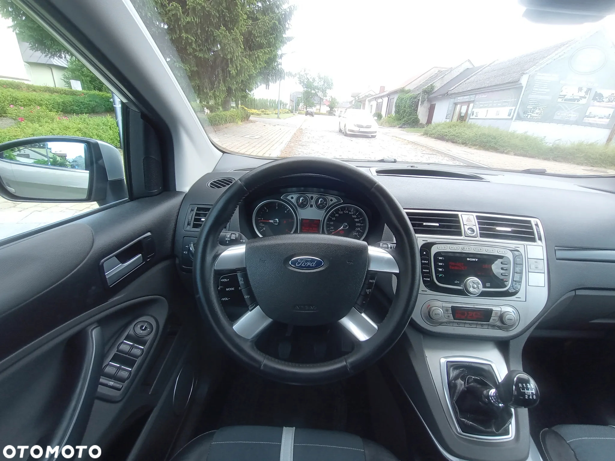 Ford Kuga 2.0 TDCi 4x4 Titanium - 24