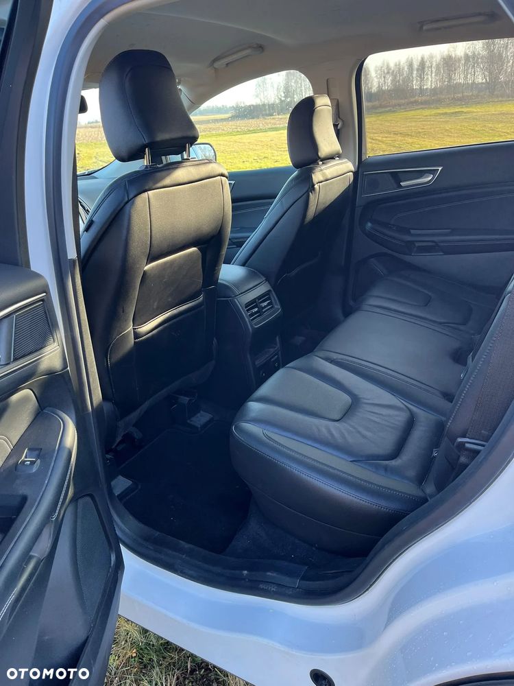 Ford Edge - 15