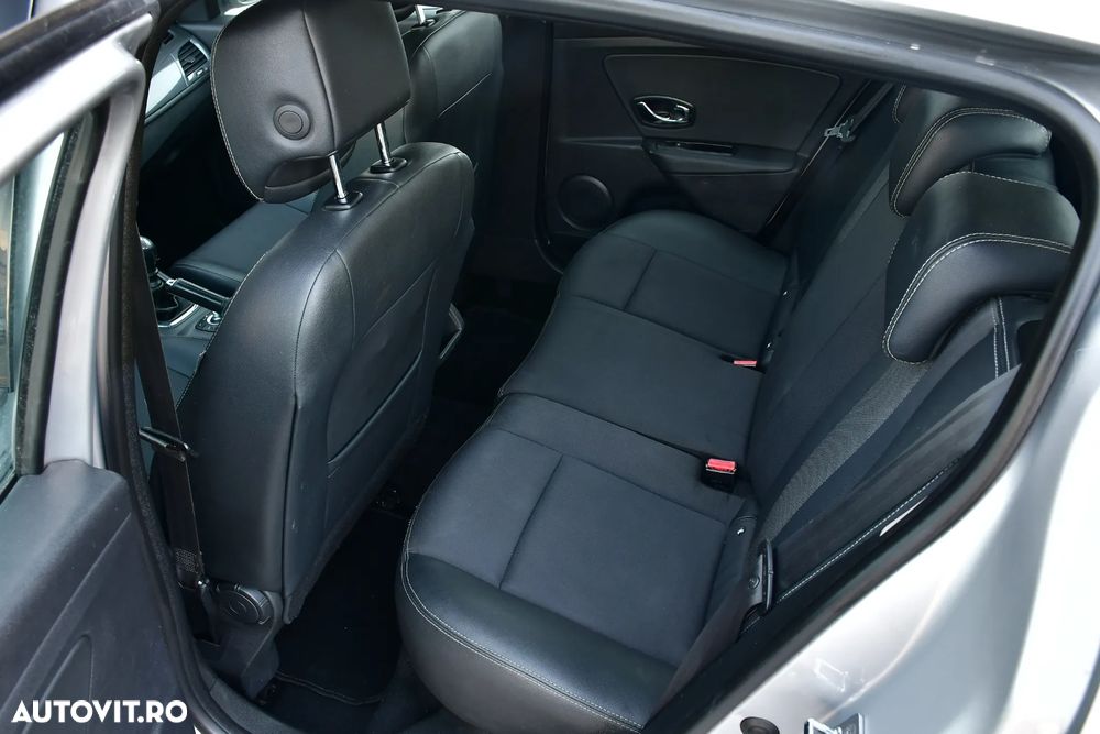 Renault Megane 1.5 dCi Expression - 12