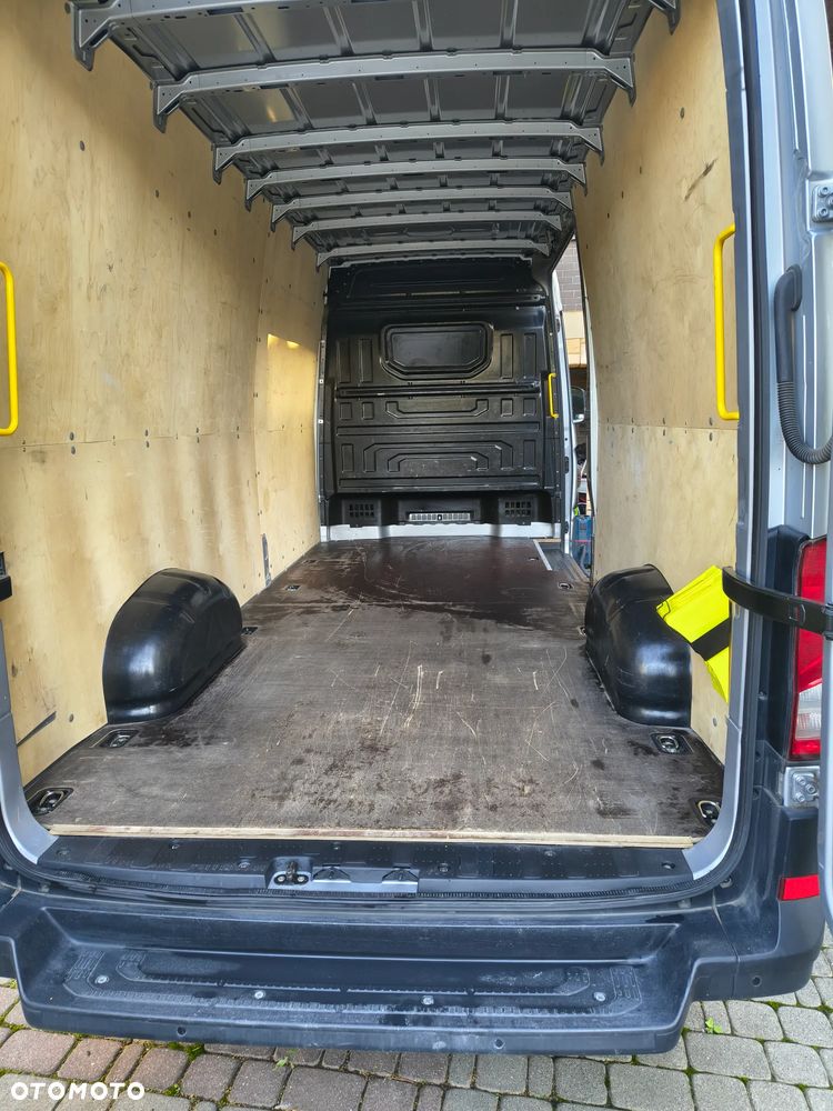 Volkswagen CRAFTER - 23