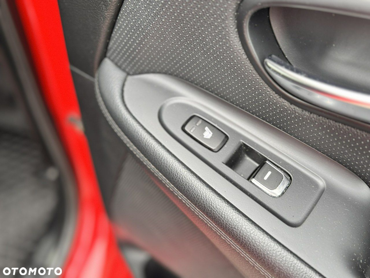 Kia Carens 1.6 GDI XL 7os - 38