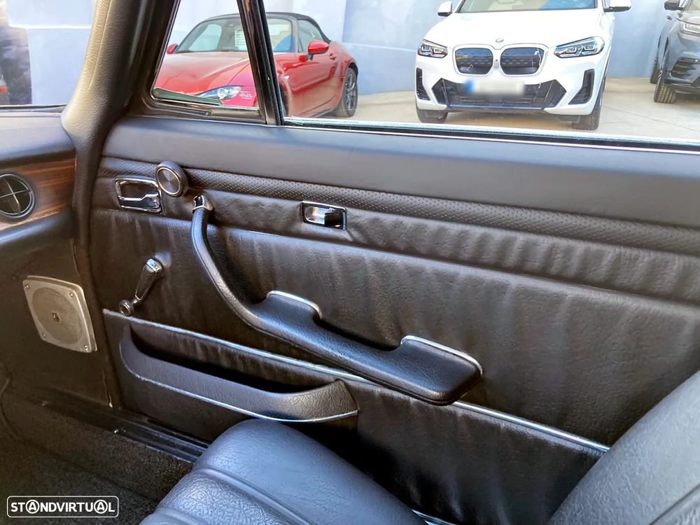Mercedes-Benz 250 - 18