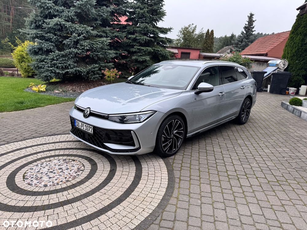 Volkswagen Passat 2.0 TDI SCR R-Line Plus DSG - 3
