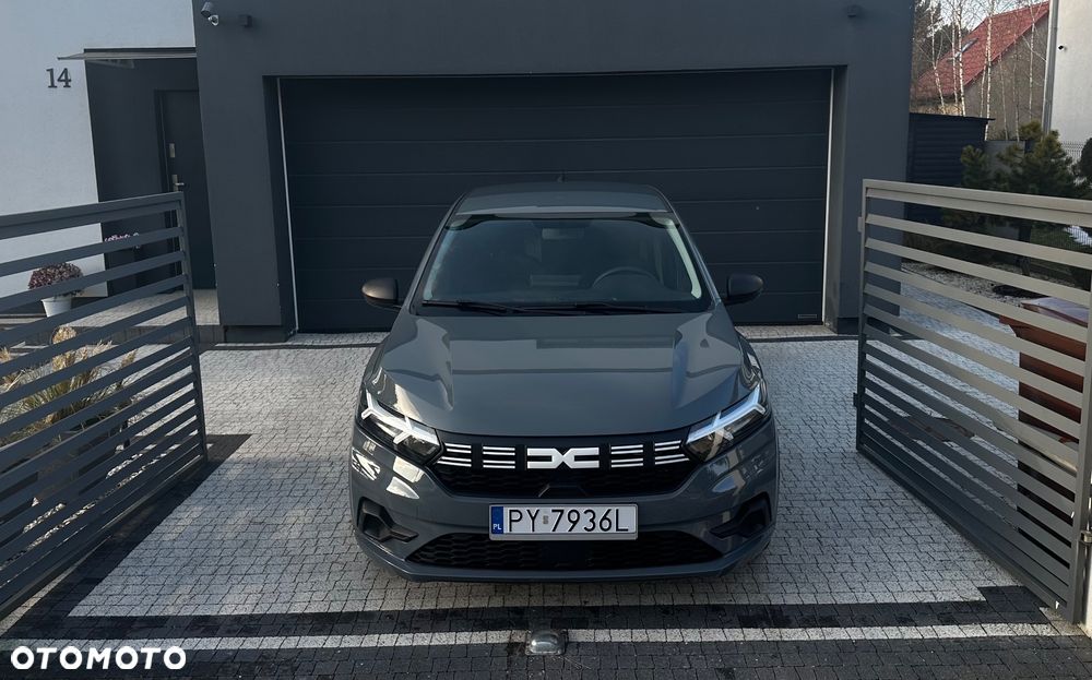 Dacia Sandero SCe 65 Essential - 3