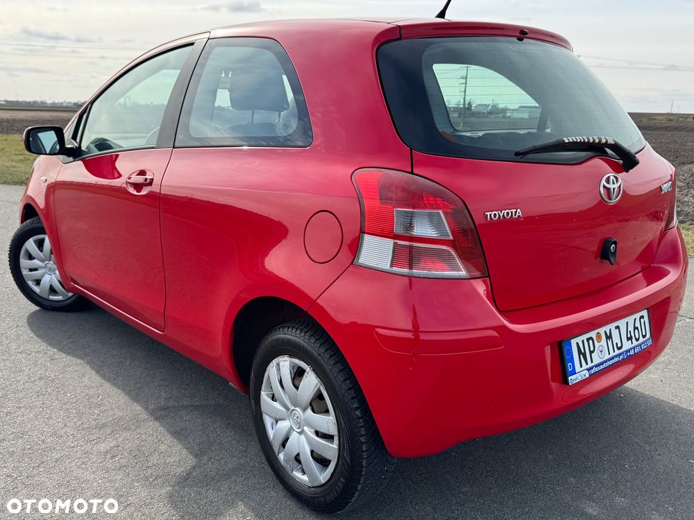 Toyota Yaris 1.0 Luna EU5 - 17